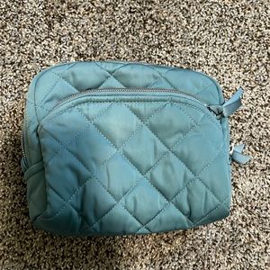 Vera Bradley reactive medium make up bag